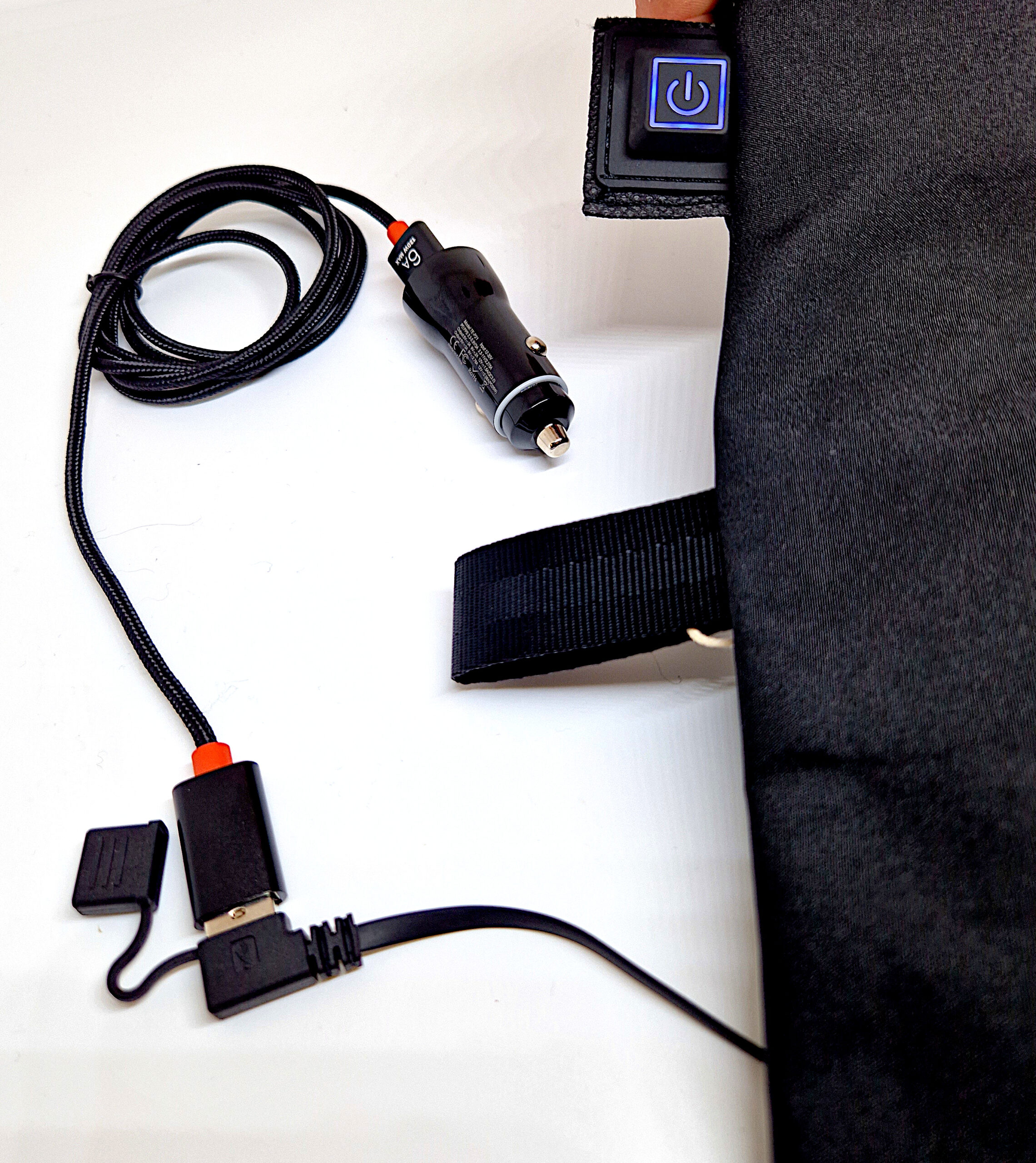 USB-Kabel Autoadapter, Wärme auf der Autofahrt
